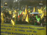 Iran – Svezia: Migliaia di iraniani manifestano in sostegno alle donne eroiche dell’OMPI ad Ashraf Image