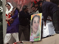 Iran-Pakistan: Maryam Rajavi condanna l’assassinio barbaro di Benazir Bhutto Image