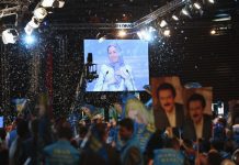 Iran – Villepinte: Entusiasmo incredibile e profumo di vittoria di 70.000 iraniani Image