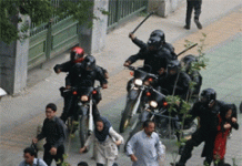 Iran: 14° giorno della rivolta nazionale: proteste e scontri nel Distretto di Janat-Abad a Tehran Image