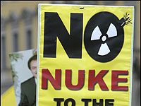 UK ha dichiarato che il nucleare del regime iraniano era stato ripristinato dagli anni 2004-2005 Image