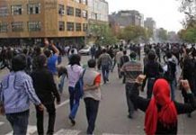 Iran – Tehran: Piazza Imam Hossein e Piazza Ferdowsi Teatro di scontri e manifestazioni Image