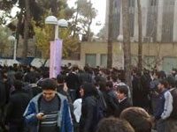 Iran: Le manifestazioni degli studenti a Isfahan, Shiraz, Kerman, ed Arak Image