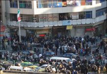 Teheran: Grida di ‘Morte al dittatore’ e abbasso la Repubblica islamica’