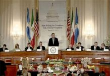 Conferenza a Capitol Hill: ex personalità di governo e membri del Congresso degli Stati Uniti chiedono al Presidente Obama di liberare dagli ostacoli la principale opposizione iraniana, i Mojahedin del Popolo