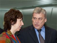 L’UE nomina un consulente per risolvere il problema di Campo Ashraf