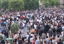 Orumieh: I manifestanti dicono che gli USA stanno mancando il bersaglio – Il depennamento del MEK dalla lista, potrebbe cambiare gli equilibri