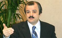 “Rohani è l’uomo del potere, Con lui in Iran non cambierà nulla”