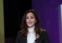 Se si difende la dignità dell’umanità, quando si tocca un solo essere umano, si tocca l’insieme dell’umanità (Tasha de Vasconcelos)