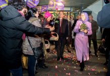 Gli Iraniani hanno augurato il “Benvenuto” alla Presidentessa dell’opposizione iraniana al suo arrivo in Estonia