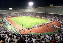 Iran: vietato alle donne partecipare alle celebrazioni per la vittoria calcistica di mercoledi