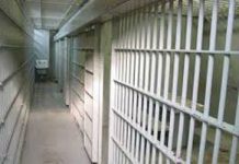Iran: Le guardie carcerarie fanno irruzione in altre due prigioni