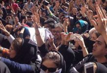 Iran: ondata di aggressioni con acido contro donne accusate dal regime di essere “mal velate”.