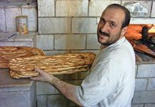 Iran: L’aumento del prezzo del pane, dell’inflazione e del costo della vita creerà nuova povertà e miseria per i lavoratori e per le persone a basso reddito
