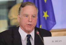Howard Dean: “La trasparenza deve essere un requisito dei colloqui con l’Iran”