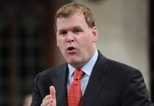 John Baird: “Il terrorismo è la sfida più grande della nostra generazione e il regime iraniano è il suo maggior sostenitore”