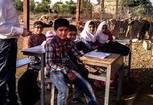 Un parlamentare del regime iraniano: “E’ vergognoso che gli studenti della città di Izeh debbano studiare nelle stalle”