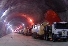 Il regime iraniano dice di aver costruito la terza fabbrica sotterranea di missili balistici