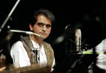 Iran: Un insegnante condannato ad un anno di esilio per aver suonato musica in classe