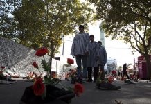 I diritti umani in Iran sotto i riflettori a Place De La Bastille a Parigi