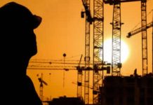 Il salario minimo per i lavoratori è quattro volte più basso della soglia di povertà