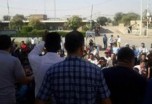 IRAN: La canna da zucchero continua lo sciopero, la protesta dei residenti di Marivan