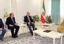 La visita dei delegati europei in Albania rivela la campagna di disinformazione dell’Iran