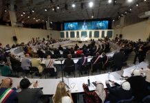 120 anni di lotta del popolo iraniano per la libertà – La conferenza dell’opposizione iraniana, MEK, in Albania
