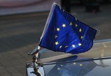 Iran: L’UE avverte il regime iraniano che potrebbe recedere dall’accordo sul nucleare a causa delle violazioni commesse da Teheran