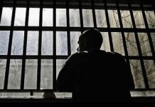 Le confessioni forzate fatte in TV sono un altro segno delle violazioni dei diritti umani, che il regime iraniano effettua sistematicamente