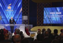 La visita di Mike Pence al Mojahedin del Popolo Iraniano si aggiunge alla lunga lista delle lamentele di Teheran