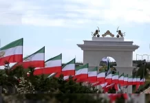 La paura del MEK ( Mojahedin del Popolo ) rende più visibile la propaganda del regime iraniano