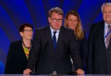 Il deputato tedesco Carsten Müller: oltre 3.600 legislatori di tutte le nazioni libere sono al tuo fianco