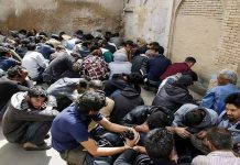 Esaminare la crisi della dipendenza da stupefacenti in Iran e la fabbricazione di dati