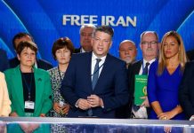 Il deputato tedesco Christian Calderone: oltre 500 deputati tedeschi vogliono che il mondo riconosca la lotta del popolo iraniano per la democrazia