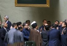 Il governo Pezeshkian non ancora formato sotto assedio da parte delle fazioni del regime in competizione in Iran