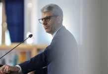 La reazione isterica di Teheran alla Conferenza di Parigi riflette la profonda paura della resistenza organizzata