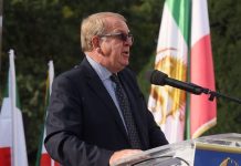 Struan Stevenson espone i difetti nella candidatura della monarchia di Reza Pahlavi e difende l’opposizione democratica iraniana