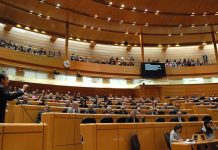 La Commissione del Senato spagnolo sostiene all’unanimità la resistenza iraniana e condanna le violazioni dei diritti umani del regime