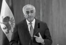 Reza Pahlavi glorifica l’eredità di repressione, corruzione e dispotismo