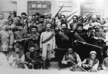 Il fucile e il registro contabile: 120 anni dopo che l’Iran ha scritto la sua libertà